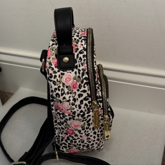 Betsey Johnson Floral Puppy Dog Mini Backpack Bag EUC - Picture 3 of 8
